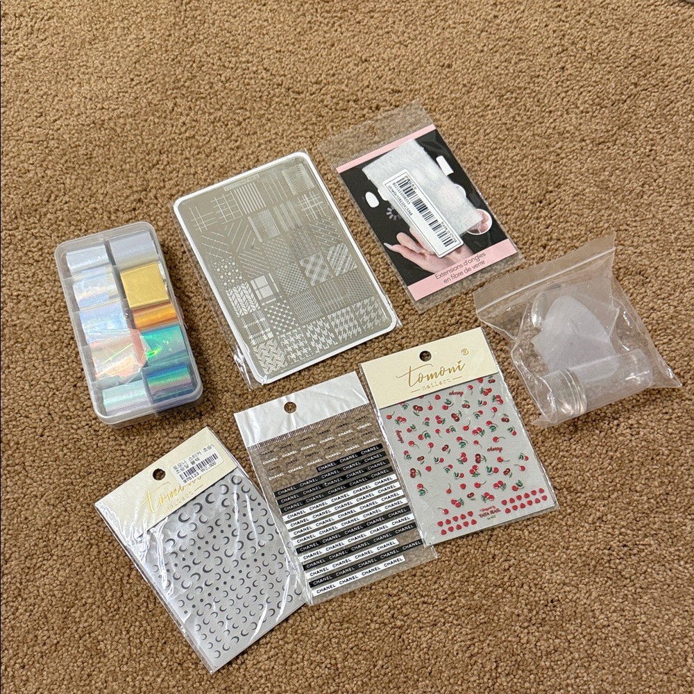 Nail Art Stamping Kit with Holographic Foils